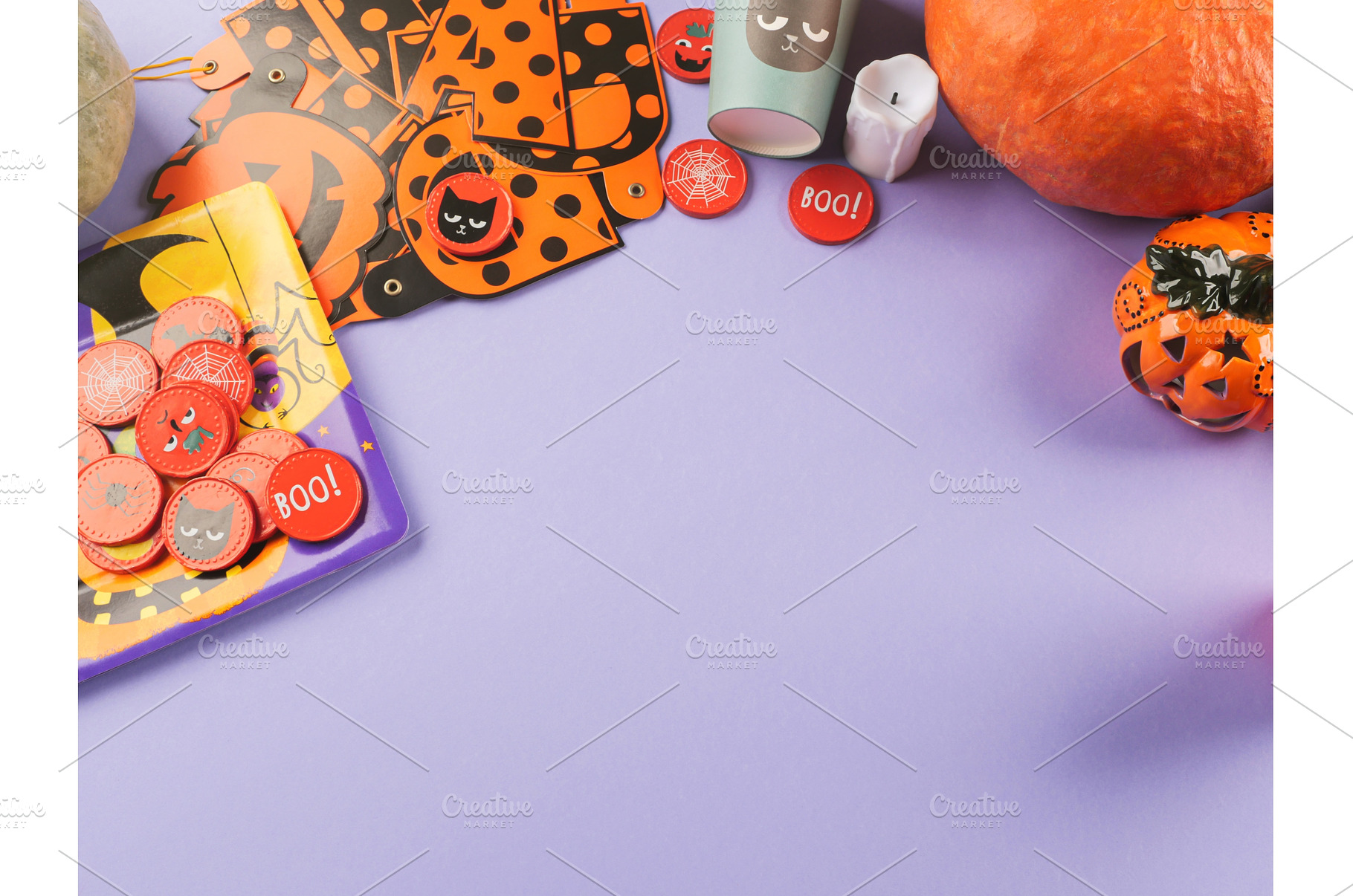 Halloween purple frame background, a Holiday Photo by Lifemorning