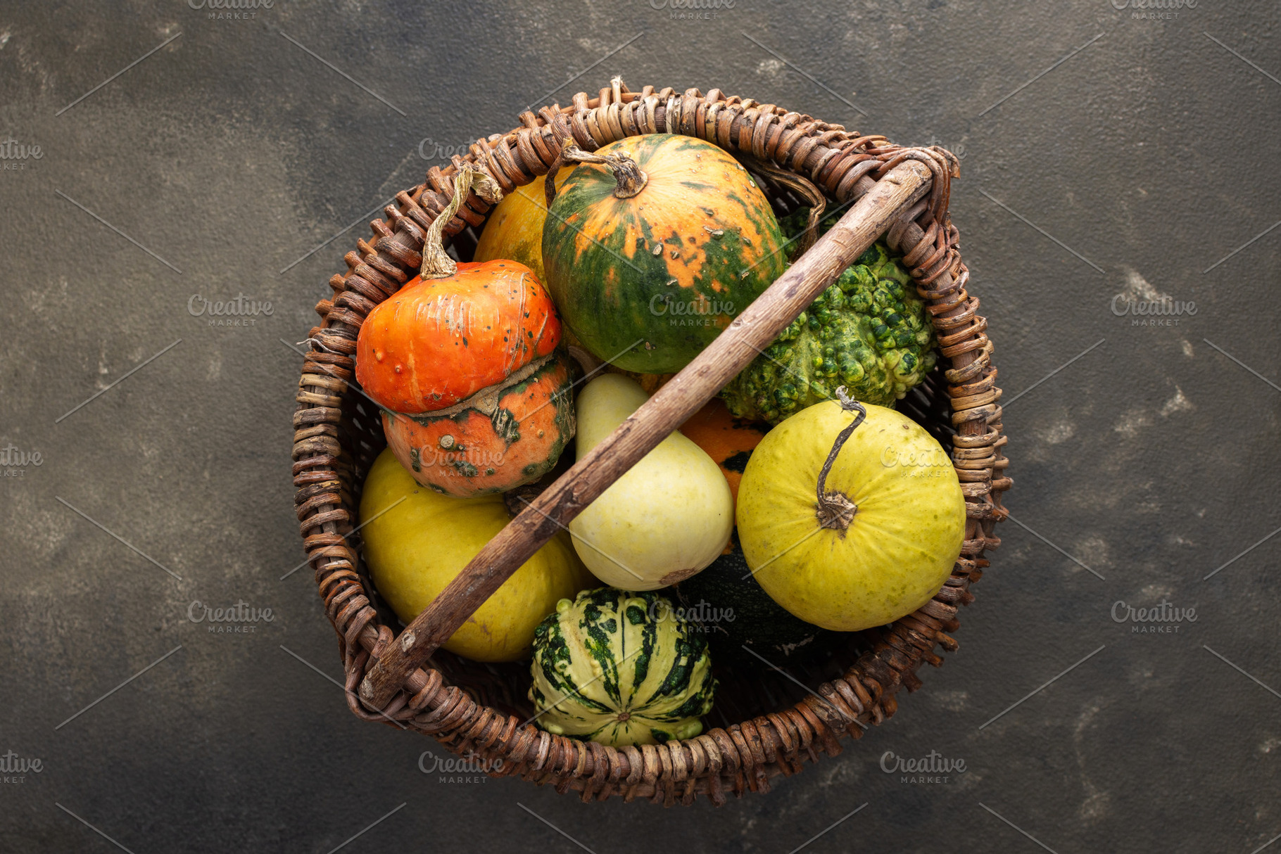 Pumpkins on a green background, a Food & Drink Photo by Pandateam