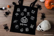 60 Halloween Line Vector Icons, an Outline Icon by Juicy Icons (Thumbnail 4 of 6)