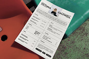 Stylish Canva Resume Template, a Resume Template by Moscovita Studio (Thumbnail 4 of 10)