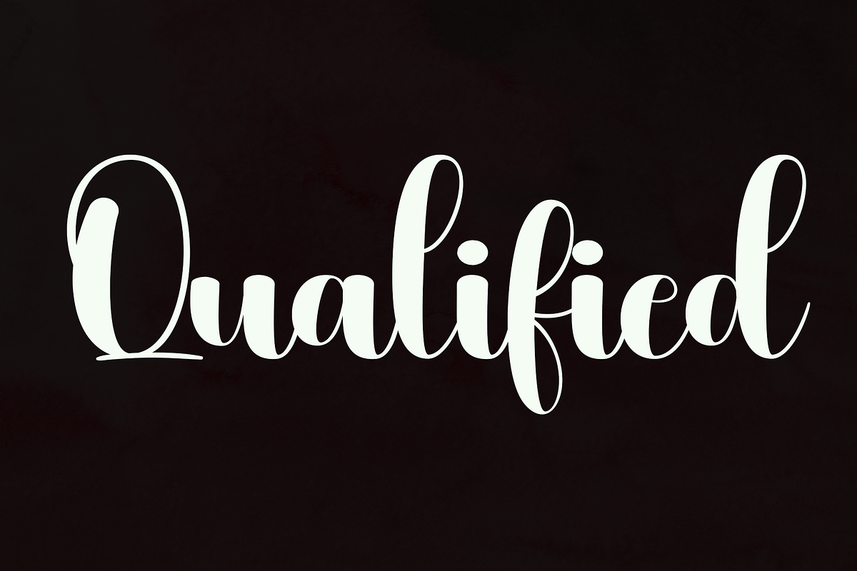 Farmhouse, a Handwritten Font by InermediaSTUDIO (Photo 3 of 8)