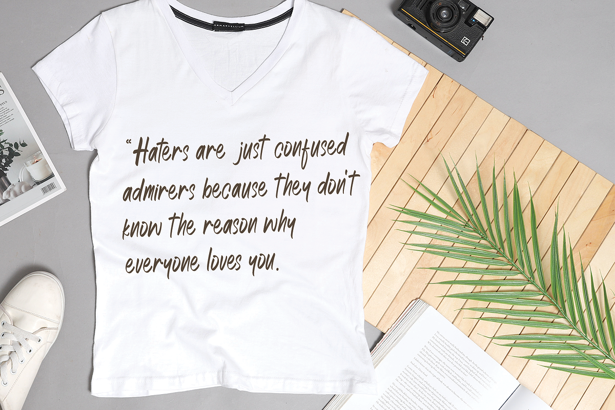 Best Collections//Contemporary Font, a Script Font by GDcreative (Photo 8 of 11)