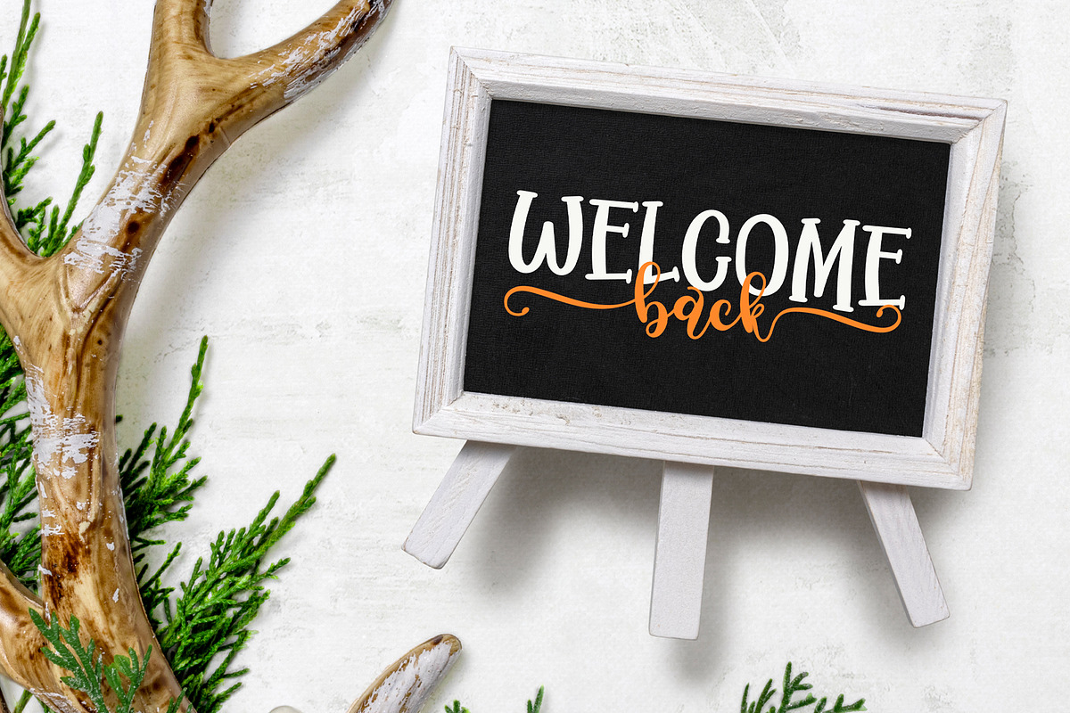 Cracker Vanilla - Cute Pretty Font, a Script Font by Airotype (Photo 5 of 13)