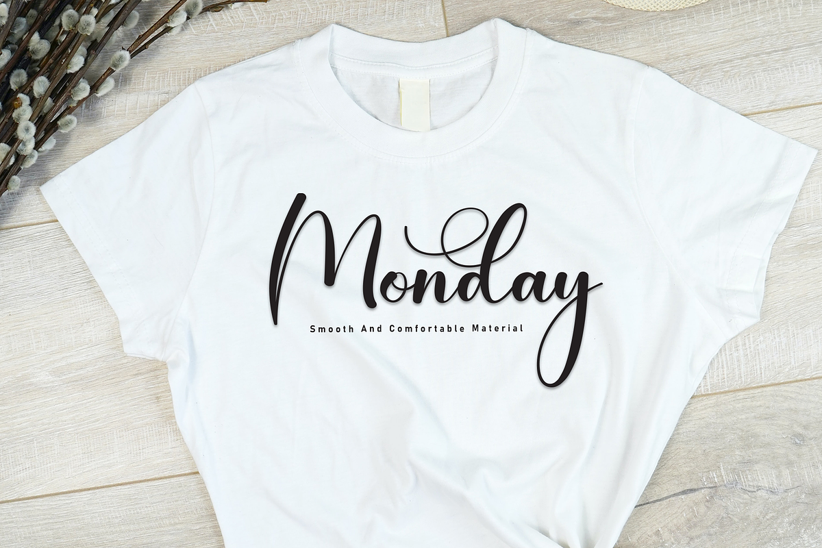Cinderella | Script Font, a Handwritten Font by Scratchones (Photo 4 of 9)