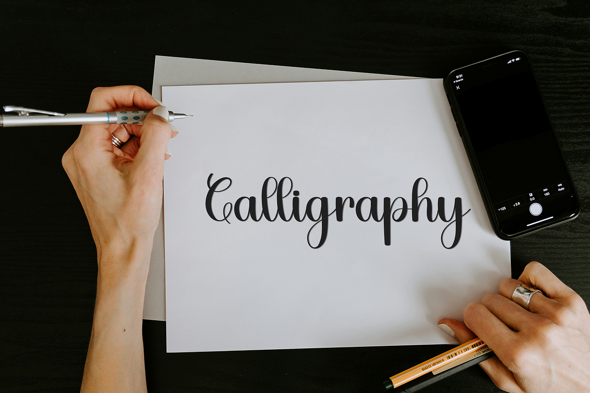 Simple Rainny, a Handwritten Font by FreshTypeINK (Photo 5 of 8)
