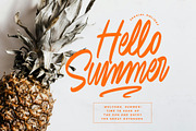 Saturday Delicate Stylish Script, a Script Font by Damarletter (Thumbnail 5 of 9)