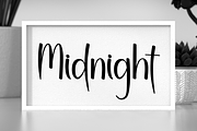 Creative Woman, a Handwritten Font by InermediaSTUDIO (Thumbnail 5 of 8)