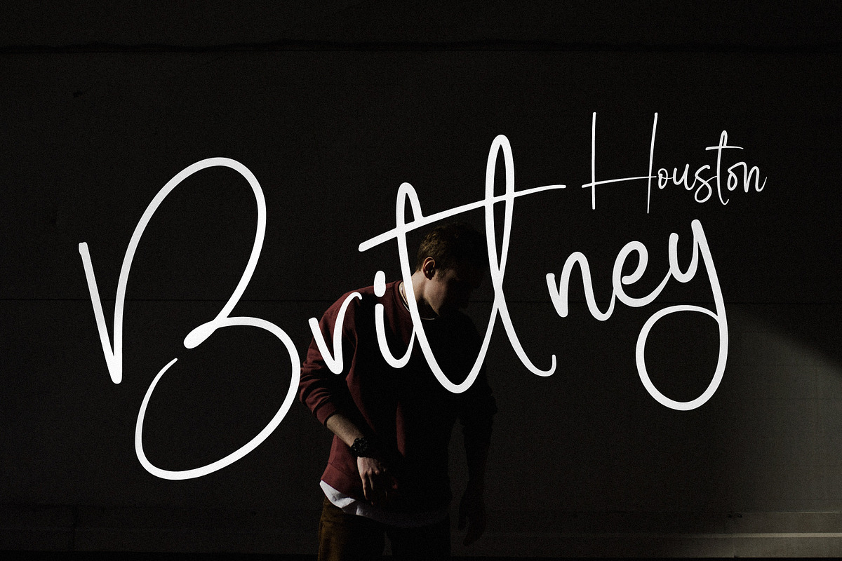 Sejahttera, a Handwritten Font by Integritype Studio (Photo 2 of 15)