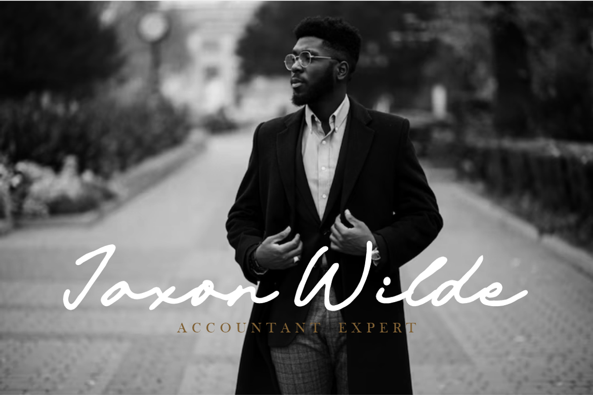 Ravonna Touch Luxury Signature Font, a Script Font by PutraCetol Studio (Photo 4 of 5)