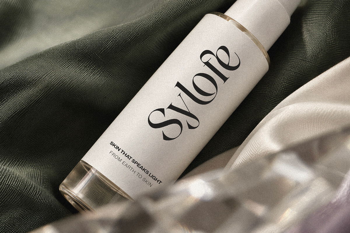 Glasty — A Calligraphic Serif, a Serif Font by nirfonic (Photo 9 of 12)