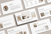 Presentation Mockup, a Wearable Device Mockup by graphicsecond (Thumbnail 9 of 11)