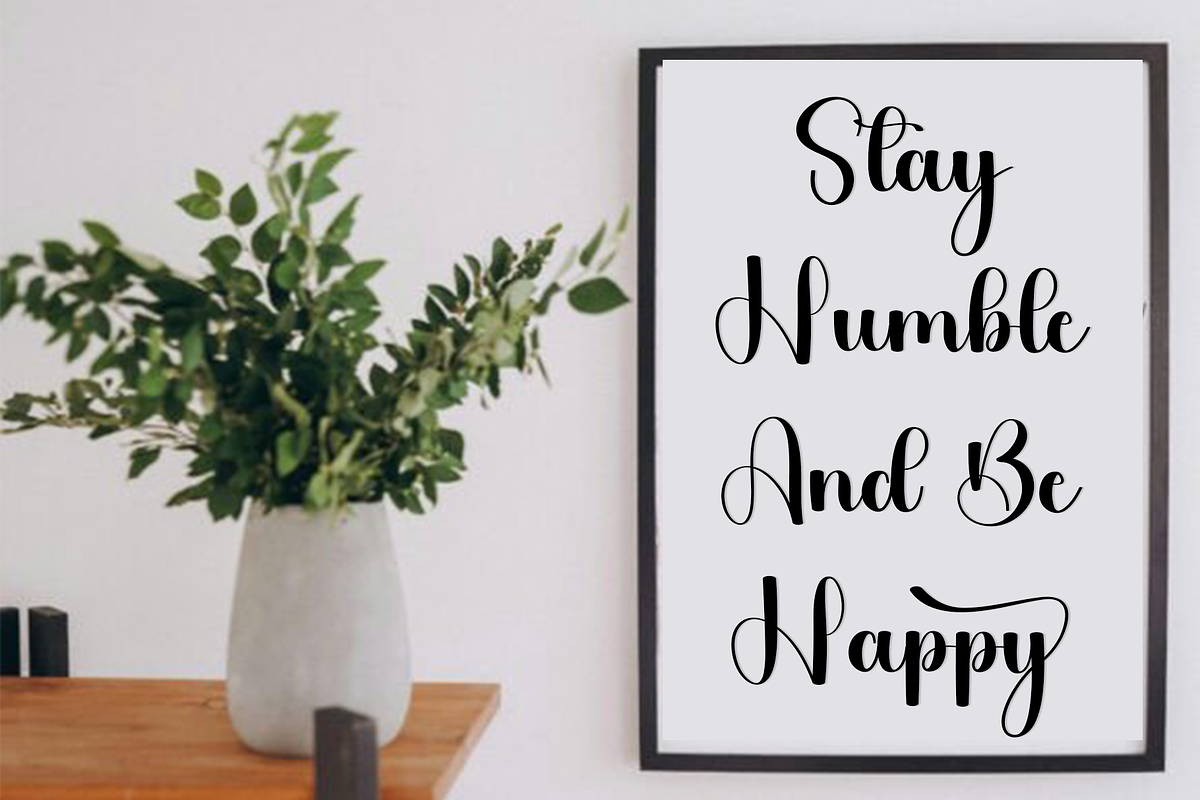 Happy September, a Handwritten Font by InermediaSTUDIO (Photo 3 of 8)
