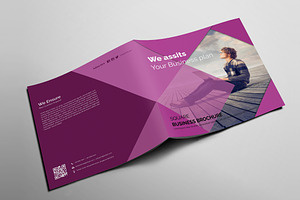 Bi-fold Square Brochure