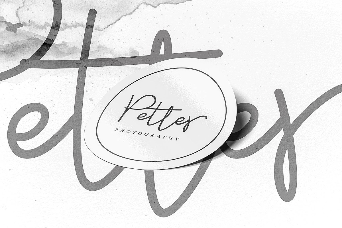 Budayut Signature Font preview 7
