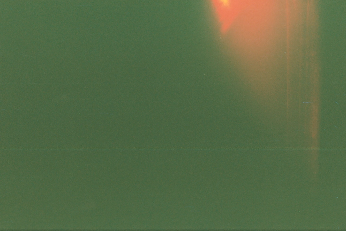 Subtle Light Leak, a Texture Graphic by Topographically