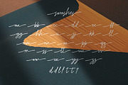 Chondent, a Handwritten Font by Lucky Type (Thumbnail 8 of 8)