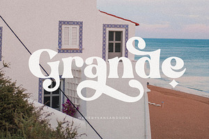 Grande - Retro Font