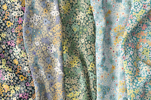 Ditsy Floral Seamless Pattern
