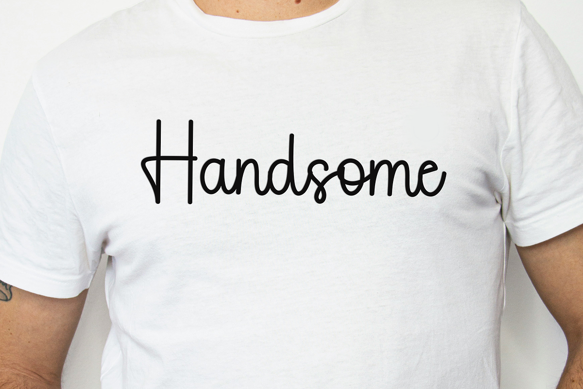 Sunday Valentine, a Handwritten Font by FreshTypeINK (Photo 7 of 8)