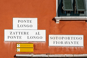 Street name signs in Venice, an Architecture Photo by BOOCYS