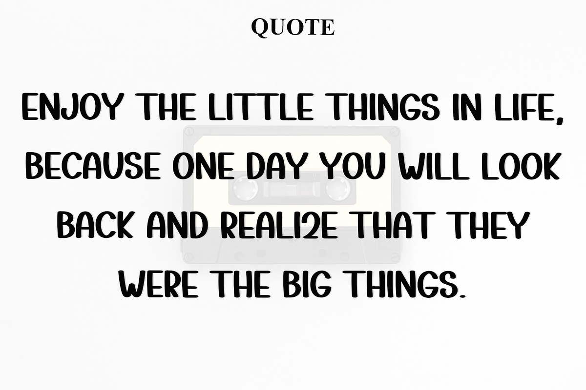 Simple Present, a Sans Serif Font by InermediaSTUDIO (Photo 3 of 8)