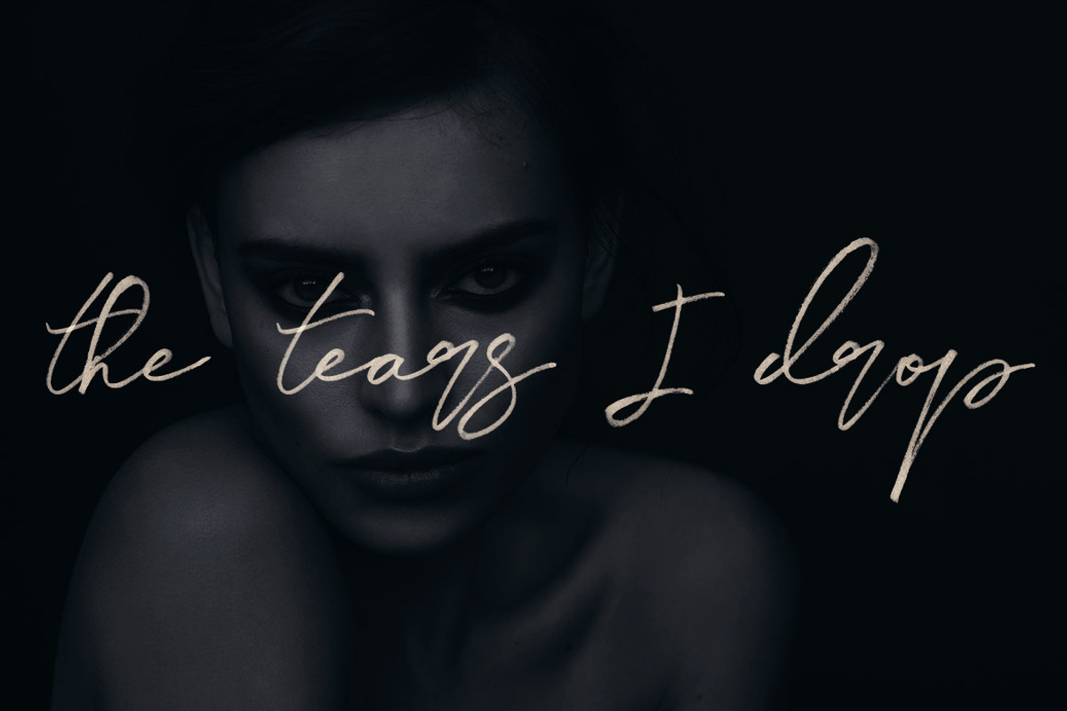 Midnight Brush & SVG Font, a Script Font by Cruzine (Photo 5 of 19)