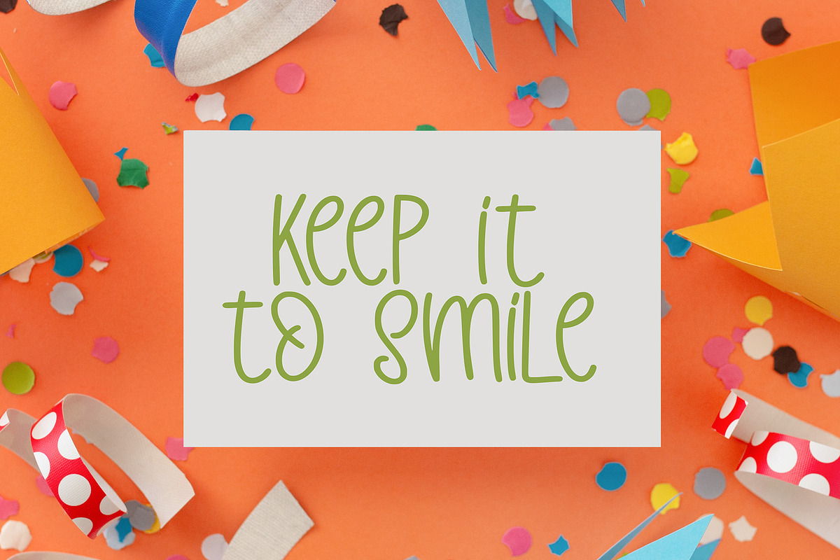 Smile Magic | Handwritten Font, a Handwritten Font by esamaradany (Photo 4 of 8)