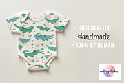 Cute Crocodile Seamless Pattern, a Pattern Graphic by Waterystrokes (Thumbnail 2 of 4)