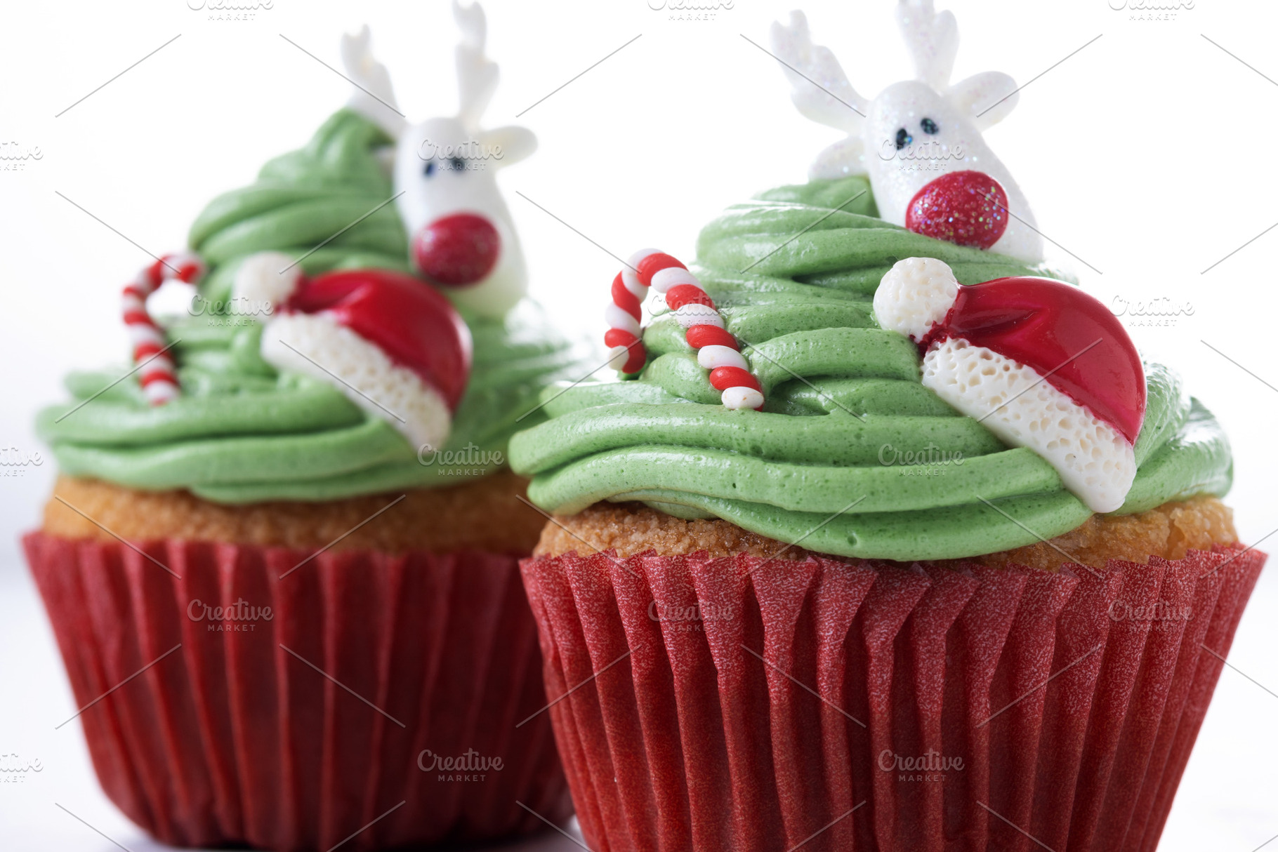 Christmas cupcake with christmas decoration, a Food & Drink Photo by etorres69