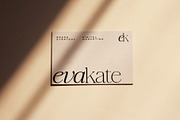 La Luxes Serif Pro 12 Font Family, a Serif Font by Sam Parrett (Thumbnail 10 of 12)