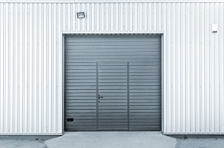 Large Empty Warehouse preview 2