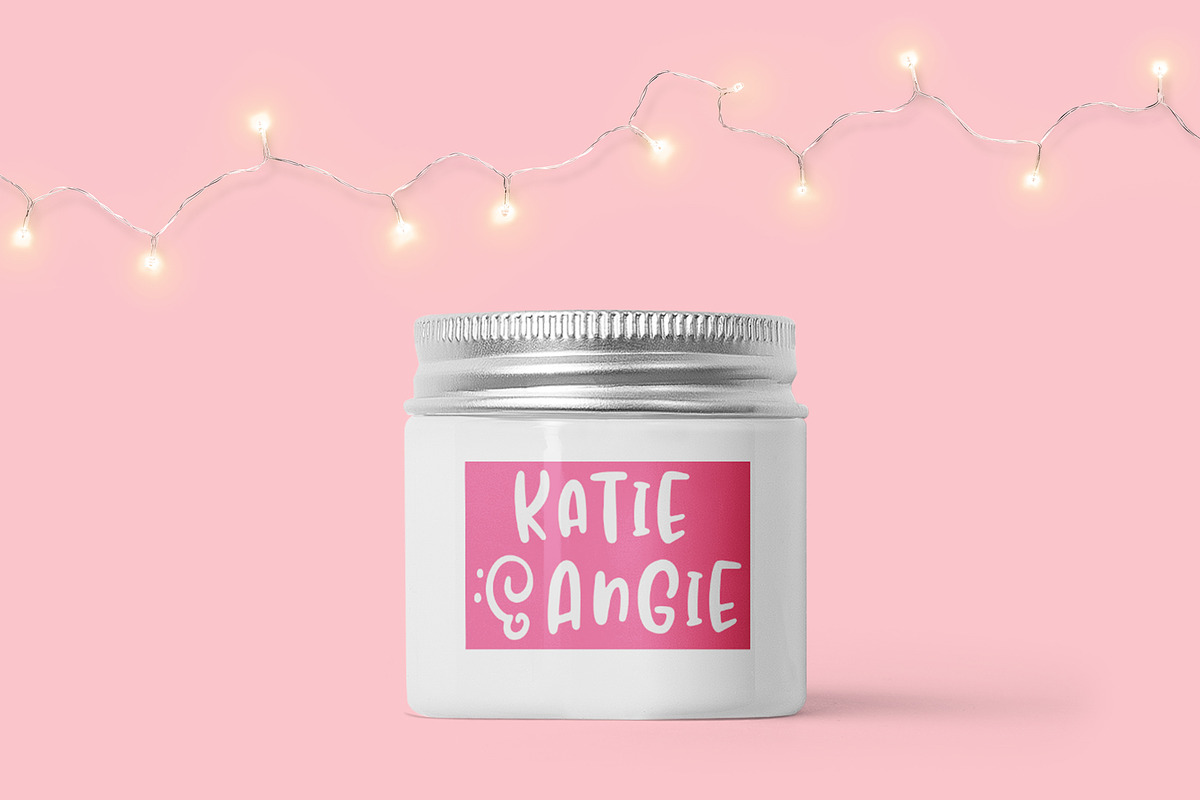 Jealous Kitty - Happy Christmas Font preview 6