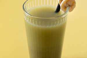 Green smoothie with spinach,banana, apple, and lemon, a Food & Drink Photo by etorres69