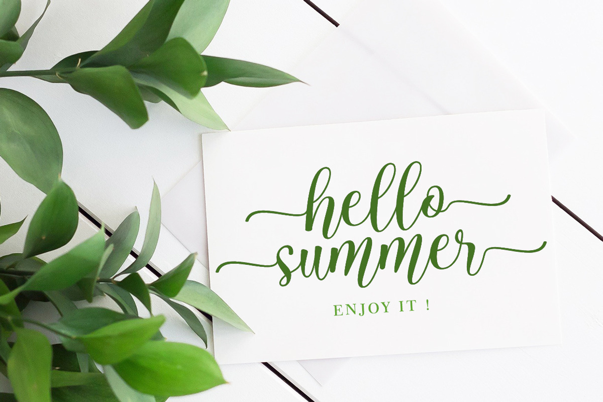 Hastone Brenda, a Script Font by Rotterlab Studio (Photo 3 of 8)