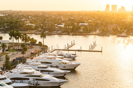 Fort Lauderdale, an Architecture Photo by Maria Kray
