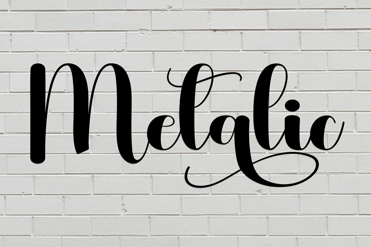 Samantha, a Script Font by InermediaSTUDIO (Photo 2 of 8)