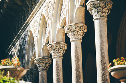 Ornate gothic stone columns, a Wallpaper Photo by SkyNext
