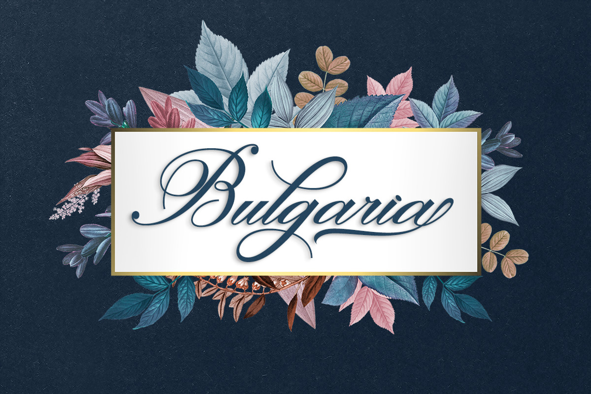 Bontang, a Script Font by Nurul_kamal (Photo 4 of 5)