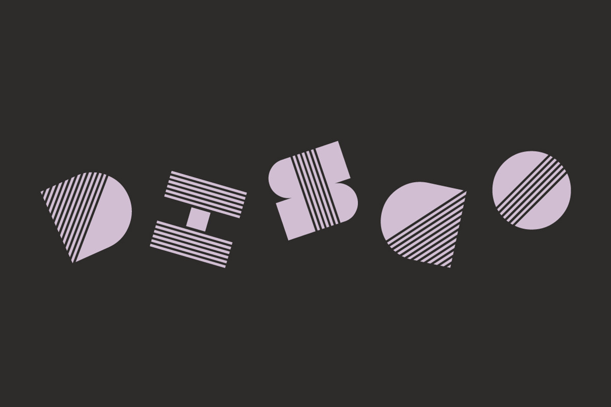 Boccaccio Font preview 6