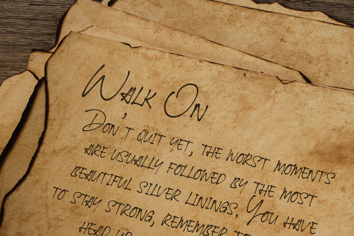 Free Download - Fontfreebie
