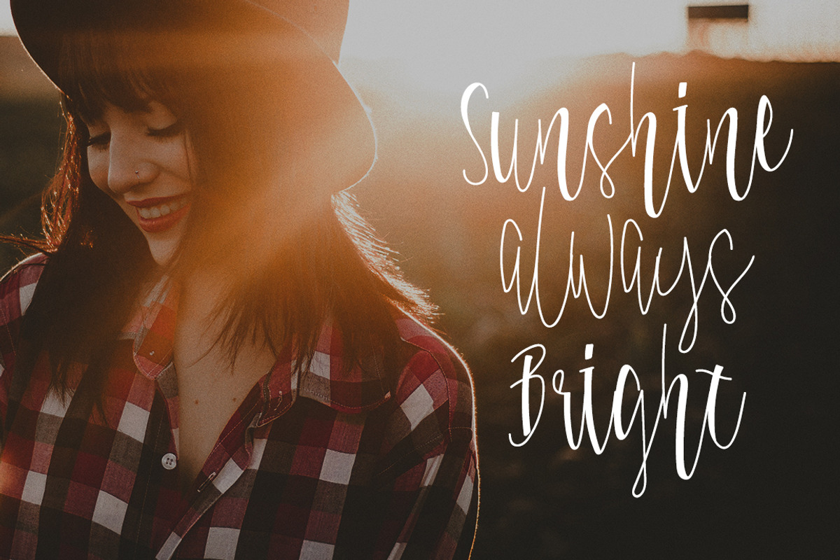 Malloy Font with Elements preview 2