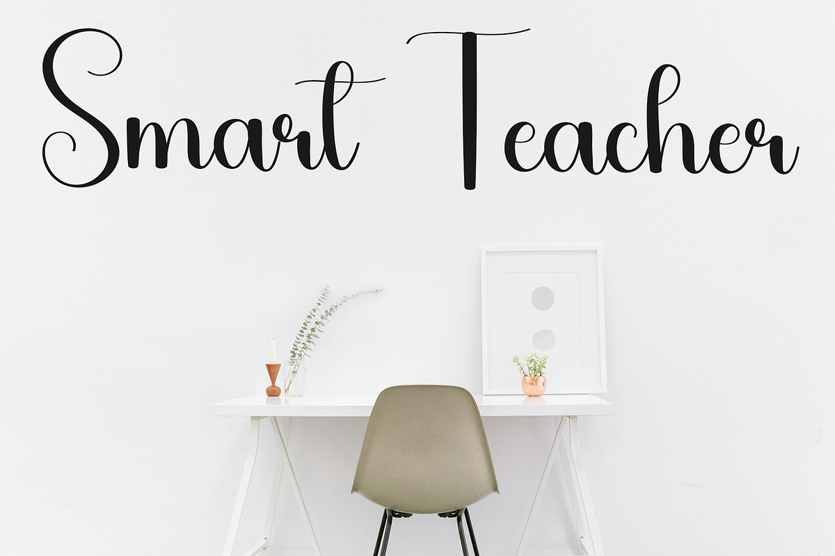 Vintage, a Handwritten Font by FreshTypeINK (Photo 6 of 8)