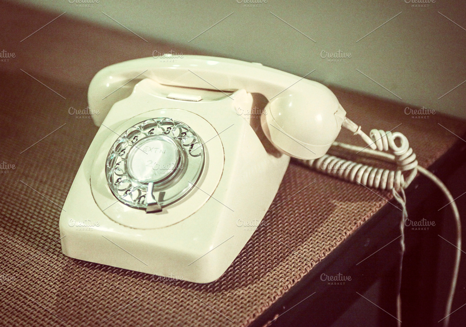 Retro telephone