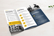 Trifold Business Agency Brochure, a Brochure Template by yanindesign (Thumbnail 3 of 3)