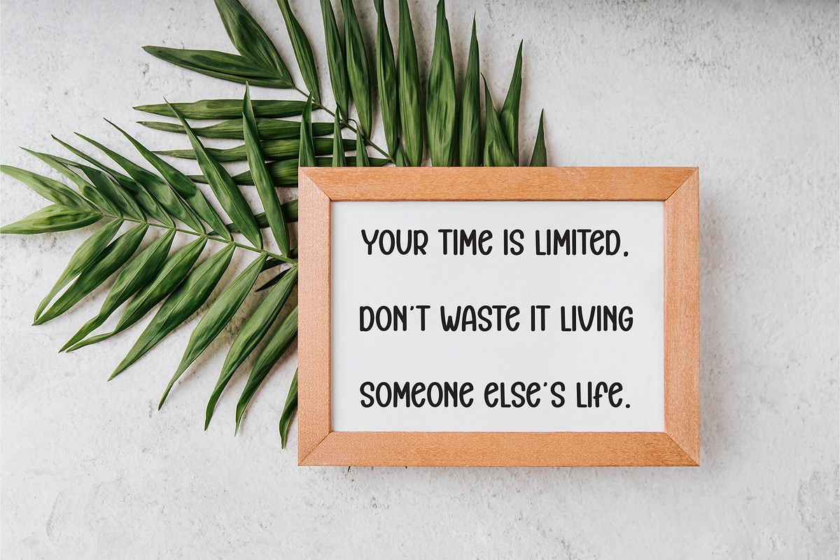 Bookmark | Script Font, a Script Font by Scratchones (Photo 3 of 8)
