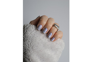 Stylish Nails with Glitter Polish, a Beauty & Fashion Photo by Fascinadora