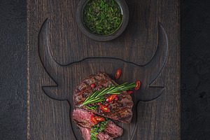 Fillet mignon with chimichurri sauce