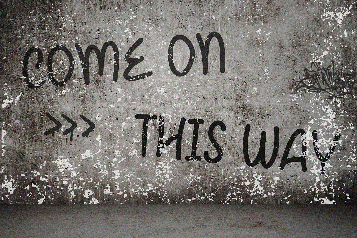 Bromo Handwritten Font, a Handwritten Font by Ruddean2109 (Photo 8 of 10)