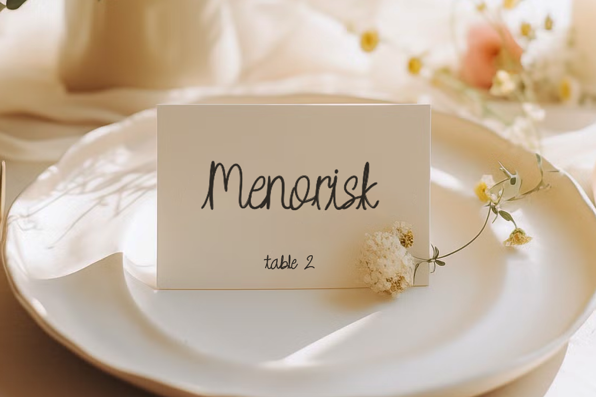 The Hirable – Playful Handwriting, a Handwritten Font by Haps Space (Photo 6 of 10)