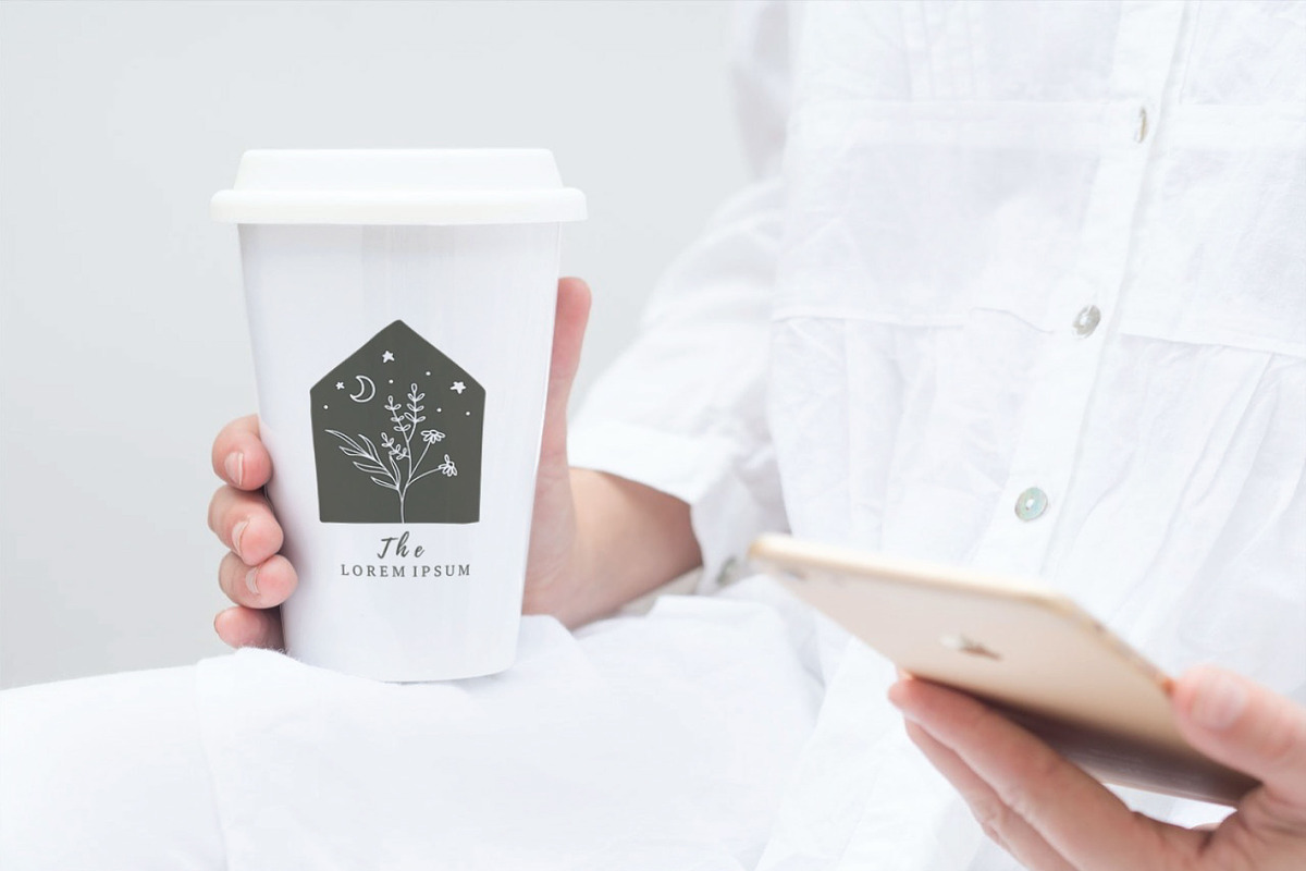 House minimal logo design template, a Branding & Logo Template by Piixypeach (Photo 5 of 7)